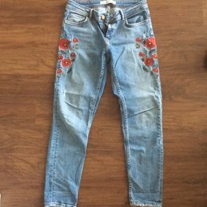 Zara Floral Embroidered Jeans